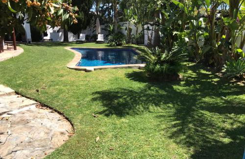 Villa with Heated Pool and Jacuzzi close to Puerto Banus and Beach - Photo 40