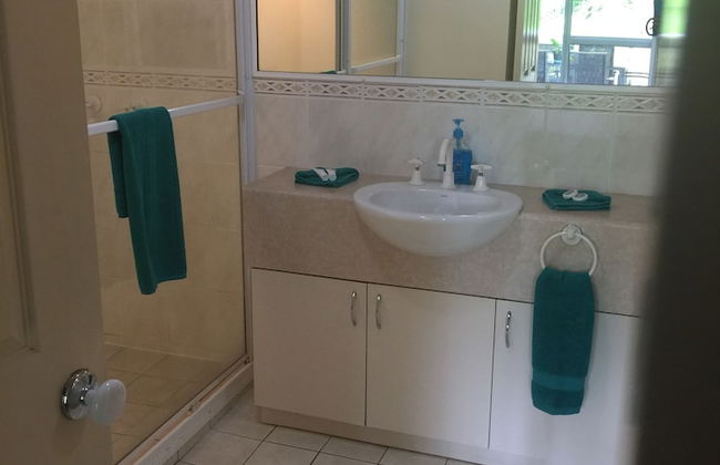 Cairns Golf Course Apartment - Foto 11