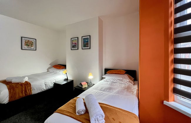 St Michael House - Photo 4