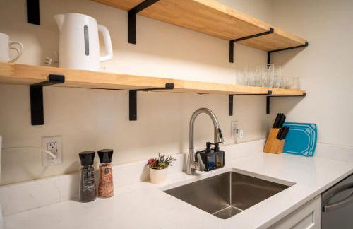 Private Apt Near Downtown & Hospital - Foto 12