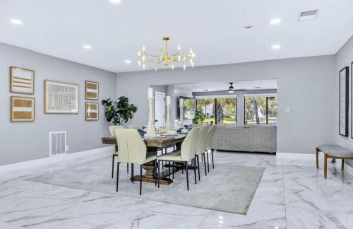 Riverbend Yacht Retreat Waterfront Villa with Pool - Foto 28