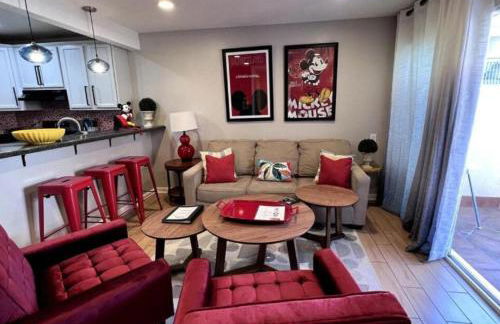 MagicwayVillas Mick's ClockHouse Pool & Spa - Walk to Disneyland - Foto 21