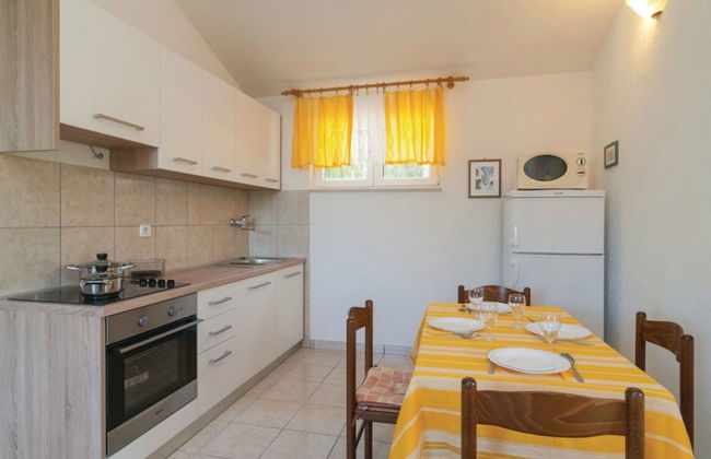 Holiday Home Blossom - Four Bedroom Holiday Home With Outdoor Pool and Jacuzzi - - Foto 12