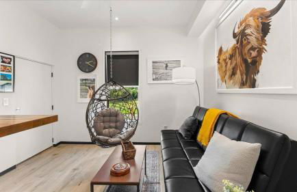 1AN Luxury European Barndo FARM STAY Wedding Venue - Foto 3