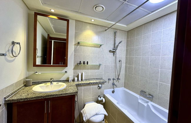 Lux BnB I Una Tower I Lakes View - Photo 29