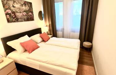 BIG New 7Rooms City Center APARTMENTS and Suites - Foto 38