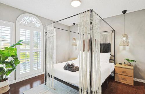 Luxury 5BR Getaway w Pool Hot Tub & Cinema - Foto 26