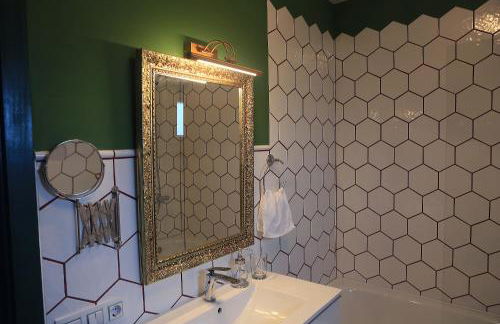 Newly furnished cozy house next to the beach - Foto 12