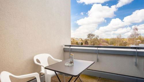 Beautiful room with balcony direction to Messe - Foto 4