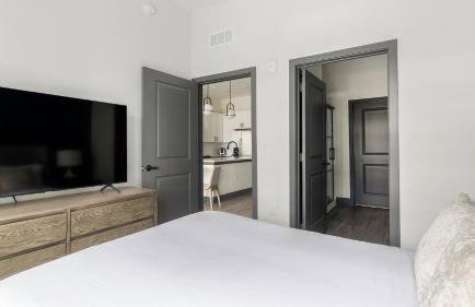 Landing Stunning 1BD Gym Yoga Studio - Foto 12