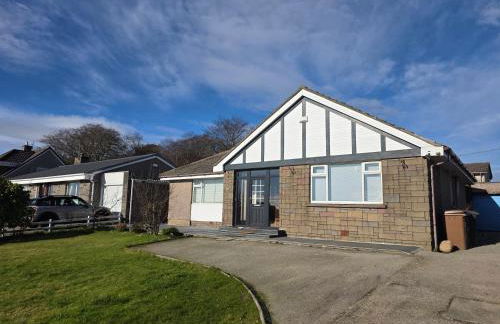 Beautiful 3 beds bungalow on west edge of Aberdeen - Photo 1