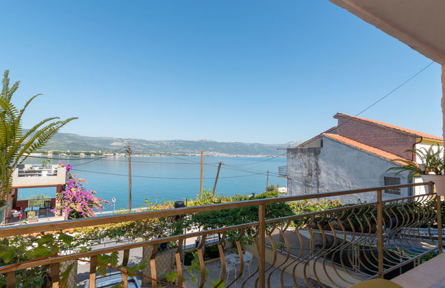 Melita Lara - Foto 2