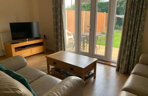 Cheerful 3 bedroom home close to beach and High St - Foto 11