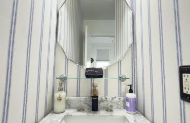 New Corner Captain Suite - Photo 26