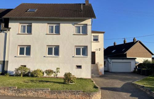 Apartment Klein - alles drin in 45qm, Platz für bis zu 4 Personen plus Hund, egal ob Familie, Kollegen oder Freunde - Foto 13