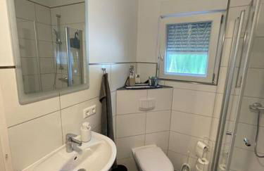 Großzügige Wohnung - Foto 9