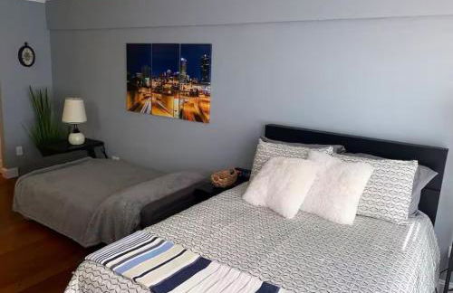 Condo Close to Stadium and Free Parking - Foto 7