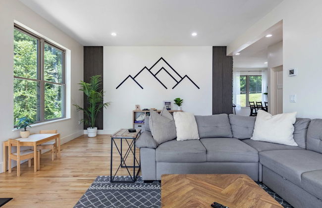 Modern Escape by Avanstay w/ Hot Tub, Fire Pit, Mountain Views, 10min to Town - Foto 41