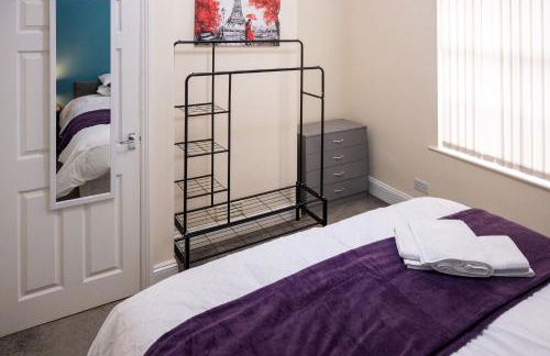Rugby 1-BR Apt, Parking, City Centre, Sleeps 3 - Foto 9