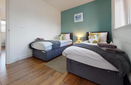 SRK Serviced Accommodation, 2 Bedroom Private Apartment, Business, Leisure, Contractors - Foto 28