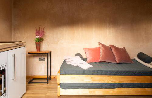 Garden Studio Annex w/free parking - Foto 16