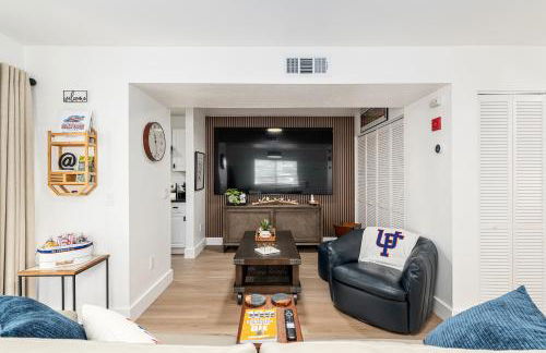Modern & Stylish Condo Near UF, Shands & VA - Foto 10