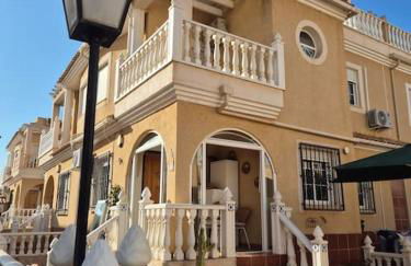 Holiday home in Costa Blanca - 3 bedroom house with pool sleeps 8, close to beach - Foto 5