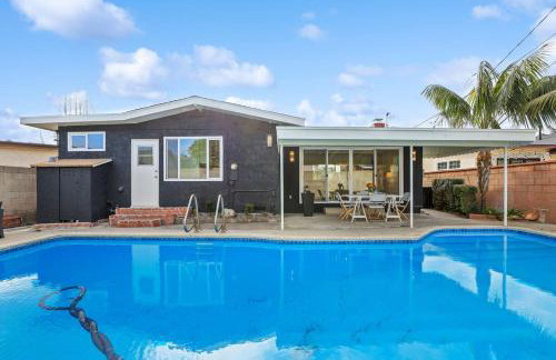 Quintessential SoCal indoor outdoor living with POOL - Foto 28
