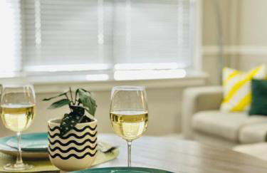 Charming Jax Apt for 4 with free parking - Foto 5