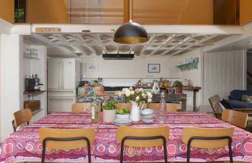 Master Shipwrights House - Great Location - Free WiFi & Parking - Fireplace - Photo 13