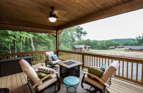 NEW FOREST COTTAGE W/GRILL & DECK:HIKE, FISH, GOLF - Foto 8