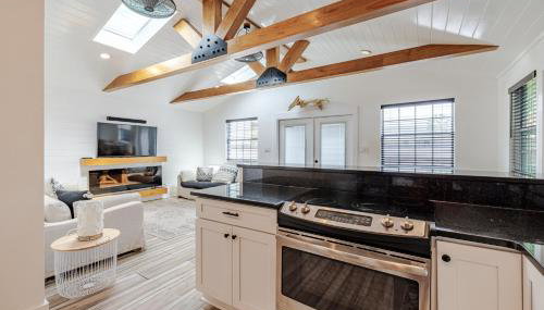 Bayview Cottage - Sun deck, pool, and more! - Foto 3