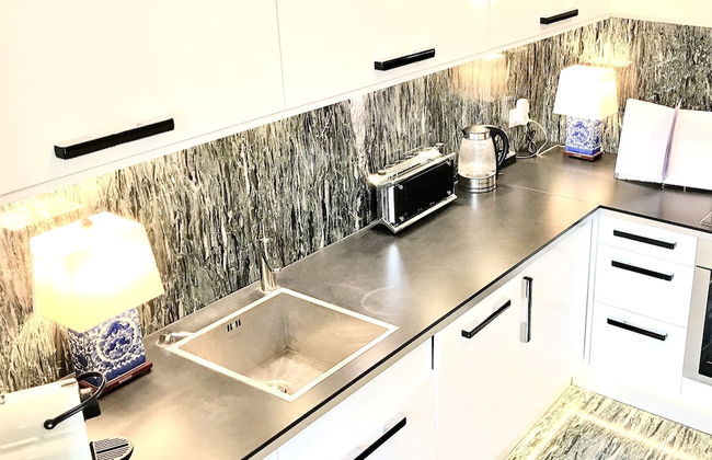 MONDRIAN Luxury Suites & Apartments Old Town Market Square - Photo 63