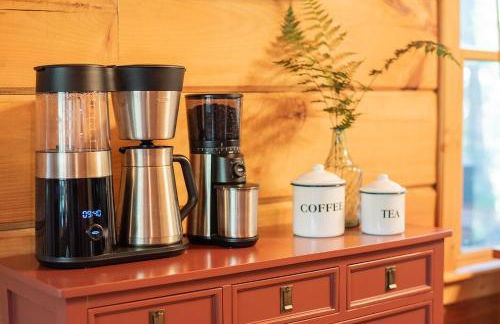 Secluded 4WD Getaway with Mountain Views and Hot Tub - Foto 32