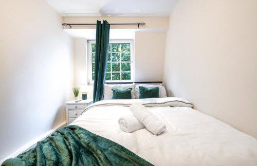 Wilkinsons Home-Free parking, Perfect For Contractors & Weekend getaways, Near London City Airport & Excel - Foto 17