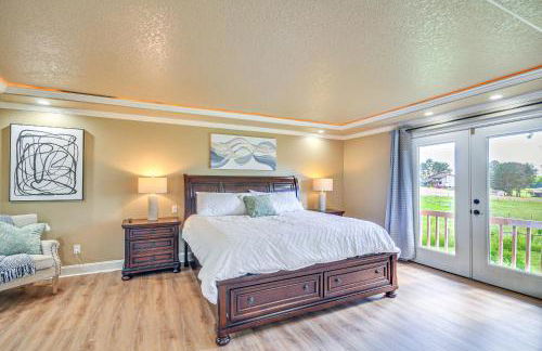 Portland Area Group Getaway Hot Tub and Views! - Foto 17