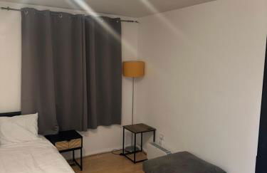 Maya-Ama Cosy 2 Bedroom Flat Near Lakeside Shopping Centre And Grays - Foto 12