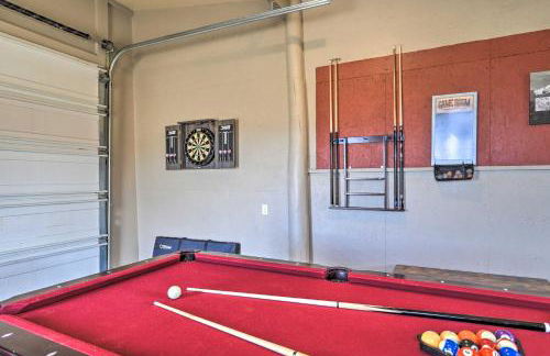 Secluded Cabin with Hot Tub, Game Room and Views! - Foto 29