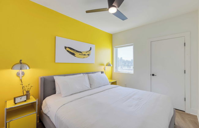 Dual Bachelor Pads w/ Rooftop Lounge & Games Sleeps 26 5 Min to Broadway - Foto 22