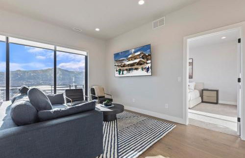 Mountain House PC, Snowy Lake Views Private Hot Tub, New Build, Jordanelle Lake! - Foto 22