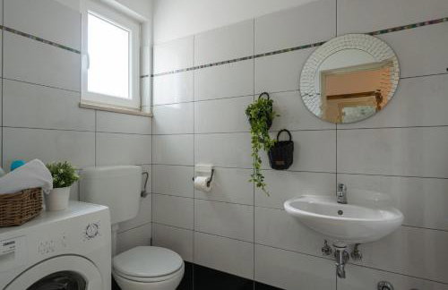 Villa Laura Krnica near Pula for 8 people - pet friendly with children playground - Foto 29