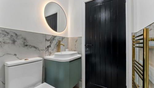 Newly renovated Atherton home by Train station - Foto 4