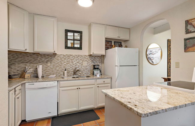 Fort Marcy Hotel Suites by All Seasons Resort Lodging - Foto 61