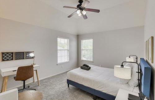 Luxurious Home w Cinema Room & Private Pool - Foto 31