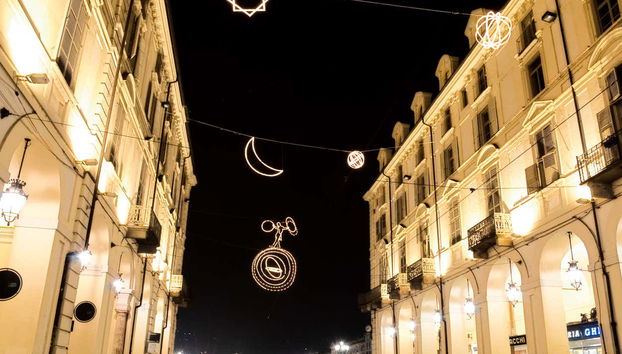 See the dazzling decorations