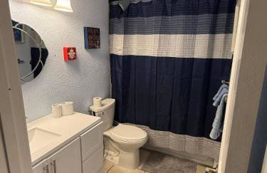 Best 4 Master King bedroom/ Fun Daytona Beach Home - Foto 17