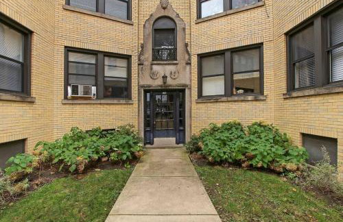 1BR Vibrant & Inviting Apt in Chicago - Montrose 2E - Foto 18