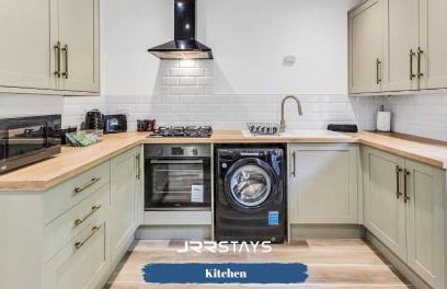 Dudley - Stylish 3 Bedroom Sleeps 6 Wi-Fi - JRR Stays - Foto 20