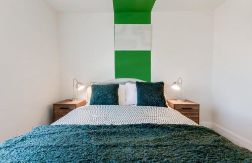 Cozy 2 Bed in Milton Keynes Free parking & WiFi - Photo 19