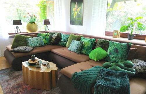 Moderne große Wohnung in herrlichem Naturgrundstück - Foto 3